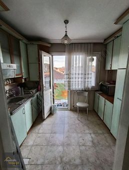 Mustafa Başyiğit Emlaktan Gazi Okulu Yolunda Satılık Daire