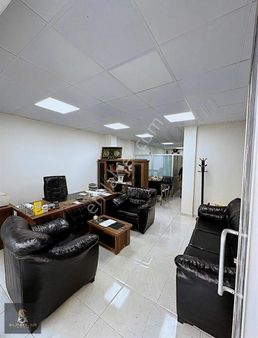 Alpanlar'dan İstasyon Mah Bezirganbahçe'de 80m2 Satılık Dükkan