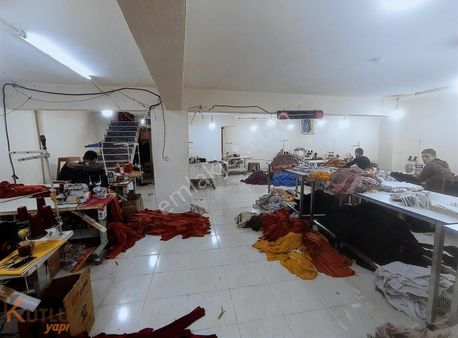 Esenyurt Satılık Dükkan 2 Katlı 220m2