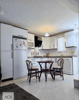 Altınova'da Site İçerisinde Denize Sıfır Satılık 3+1 Tripleks