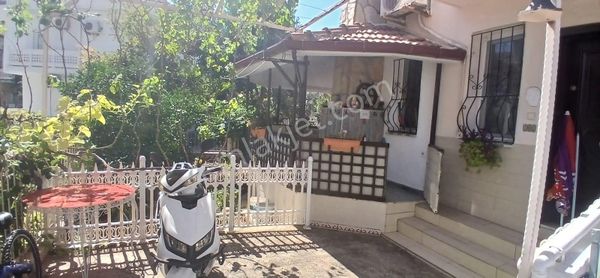 Stop’tan Akarca Yerguzlar 3+1 Tripleks Villa