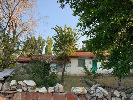 Işıklarda Satılık Bina Ve Arsası