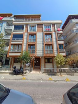 Avcılar Üniversite Mahallesi 2+1 Yüksek Giriş Satılık Daire