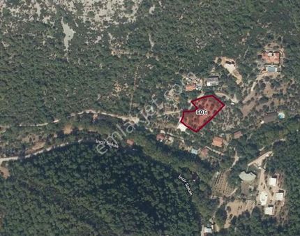 Şehir Merkezi'ne Yakın, Doğa İçerisinde 2921 M2 Parsel