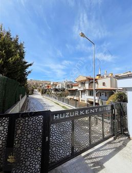 Meram Huzurkent Villaların'da Satılık Dubleks Villa