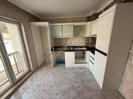 Özdemir Emlak,tan Zerdalitepe'de Masrafsız Yapılı 3+1 Site Dairesi