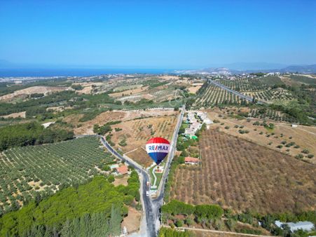 İçinde Tıny House Bulunan Satılık Hobi Bahçesi