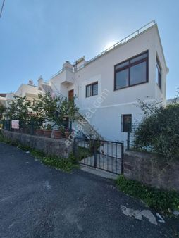 Bodrum Turgutreis Merkezde Full Deniz Manzaralı Eşyalı Kiralık 3+1 Dubleks Daire