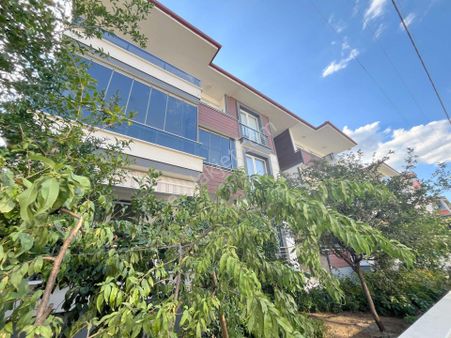 💥💥 Güç Gayrimenkul'den Akçay'da Ayrı Mutfaklı Cam Balkonlu Kaçmaz Şık Satılık 2+1 Daire