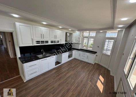 T.özal K.evren Kesişiminde 4+1 Kapalı Mutfak 3 Banyolu Geniş Her Kat Tek Ultra Yapılı Daire