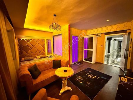 Demetevler Metro Yakını Günlük Kiralık Daire