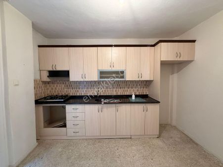 Bolkar Emlaktan Tozkoparanda Geniş Ve Ferah 3+1 Kiralık Daire