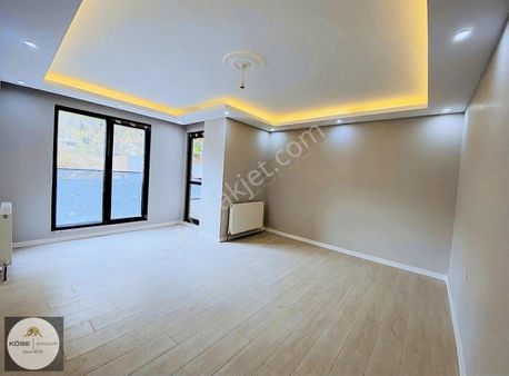 Gebze İstasyon E-5 Yan Yol Yanı 2+1 Satılık Arakat Daire !!!