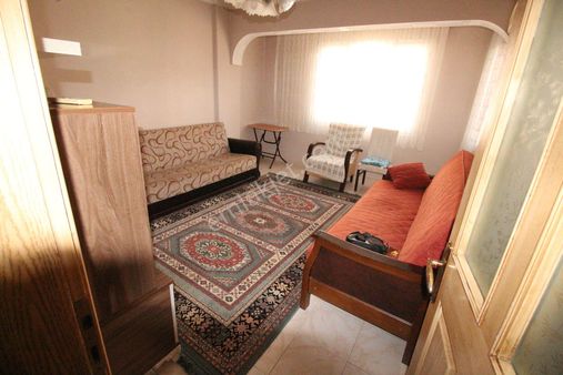 Arga'dan Buca Nikah Sarayı Yakını Arakat 2+1 Satılık Daire.