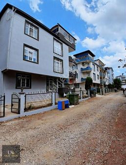 Kılıç Gruptan Site İçi Güzel Konumda Satılık Daire