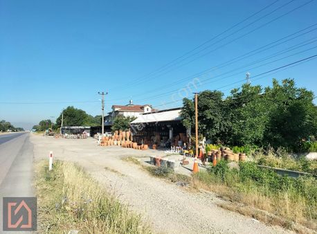 Yılmaz Mega'dan E-5 Kenarı Kiralık Depo - İmalathane