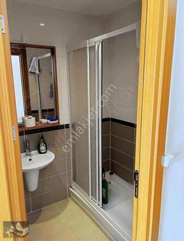 Pendik Royal Residence Sitesinde Satılık 1+1 Daire