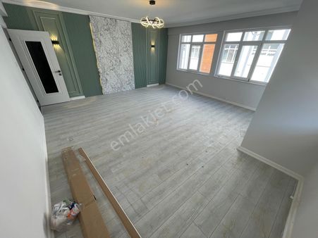 Poyraz Gayrimenkul'den İkizçay'da Satılık Şık Tasırımlı 2+1 Daire