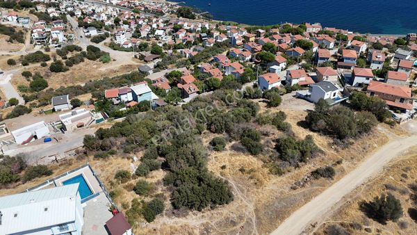 Yenifoça'da, Deniz Manzaralı 367 M2 Arsa