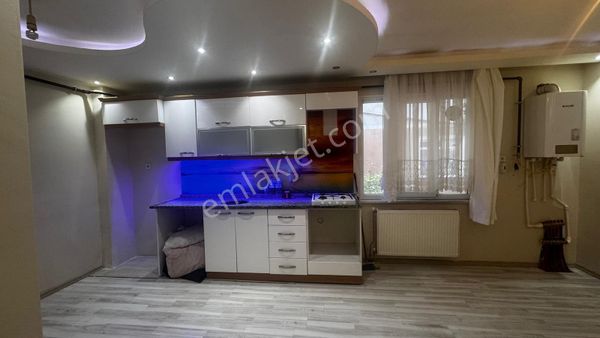 *tekirdağ Kapaklı 19 Mayıs Mah 1+1 55 M2 Yüksek Giriş Ön Cephe 1500 Bin