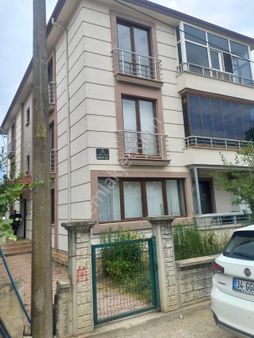 Nur Emlaktan Konuralp M.h Kiralık Daire2+1 Oda 15 Binl 3 Kat. Binaın 3 Kat