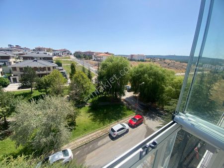 Tilia City Karşısı Şöför Evlerinde Arakat Asansörlü 3+1 Daire Bk-15