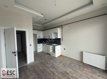 Esc'den Deniz Mh,de Site İçi Havuzlu 2+1 Daire