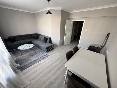 Gata Hastanesi Yakını 3+1 Bağımsız Yapılı Yeni Eşyalı Y.giriş