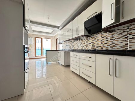 Duru Emlak'tan ▓ Kredi Limitsiz 4+1 195m² Giyinme Odalı 5.kat Daire