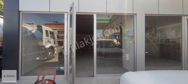 Benzin İstasyonu İçinde Bir Çok Sektöre Uygun Çok Şık Mağaza