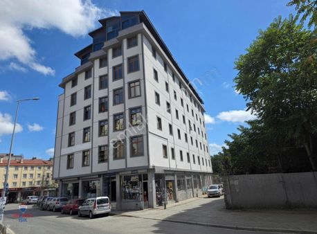 İskanlı Sancaktepe-samandıra Merkez De Çok Amaçlı 1100m2