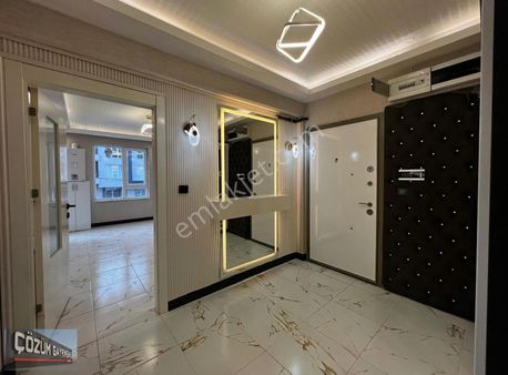 Çözüm Fırsatları Devam Ediyor Ana Cadde Kenarı Full Yapılı 3+1