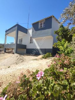 Erdemli'de Tam Panoramik Deniz Manzaralı, Komple Yenilenmiş Fırsat Ev!