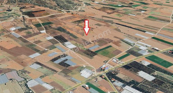 Elmalı İslamlar Mahallesinde Anayola Yakın 10200m² Satılık Tarla