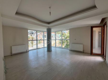 Bahçelievler Ksk Pazar Yeri Karşısı Site İçi 3+1 Kiralık Daire