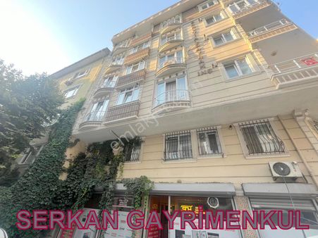 Serkan Gayrimenkulden Bahçelievler Çobançeşmede 2+1 100 Metre 13 Yıllık Yüksek Giriş Daire