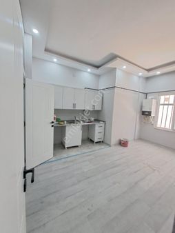 Nf Emlaktan Kiralık 1+1 Kiler Odalı Kat Batikente Giriş Kat