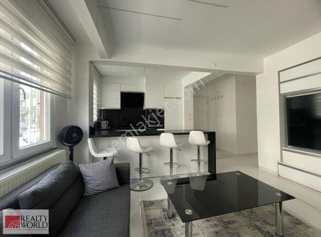 Fatih Karagumruk Kepenekli Numan Sokakta Luks 1+1