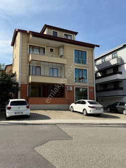 Başiskele Barbaros Ta Kiralık 2+1 /90m2 Zemin Kat Daire