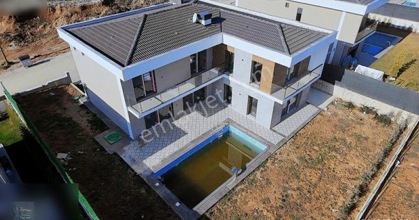 Batıkent'te Anahtar Teslim Sıfır Satılık İskanlı Villa