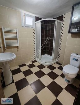 Armağanevler Merkezi Konum 2.katta 95 M2 Daire Kullanışlı Daire