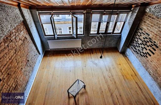 R-one Beyoğlu Galata Tarihi Bina Merkezi Konum Satılık Daire-eng