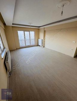 Çanakkale Esenler Karacaören Caddesinde Kiralık 3+1 Daire