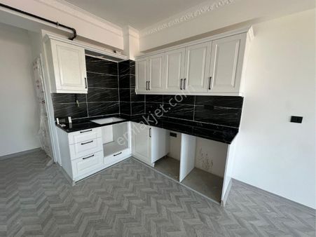 Evim-nur'dan Çakırlar Mh 1+1 4.kat Çift Asansörlü Doğa Manzaralı Geniş Balkonlu Sıfır Kupon Daire