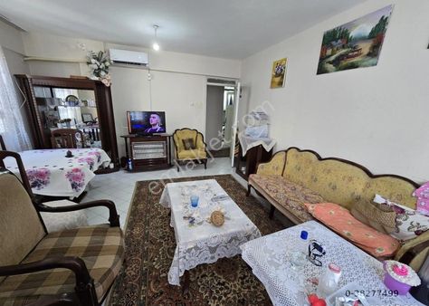 Ata Caddesi Yakını 100 M2 2+1 Arakat Klasik Daire
