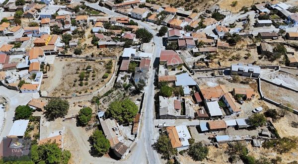 Ezine Ve Geyiklinin Göz Bebeği Kemallı Köyünde İmarlı Arsa