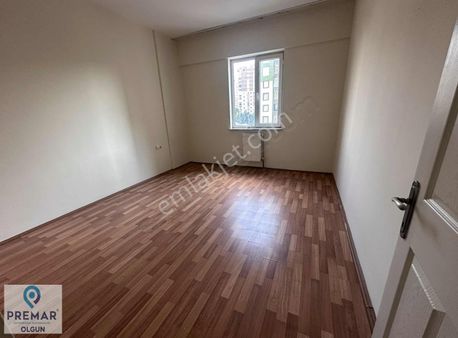 Talas Yenidoğan'da Geniş Oturumlu Kiralık 3+1