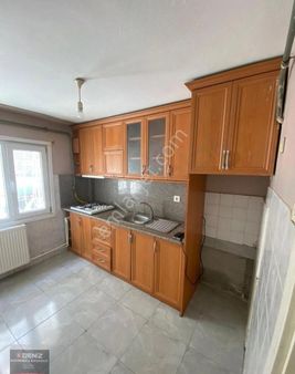 Deniz Gayrimenkul.den Kiralık 2+1 Daire Çarşı Merkezde Ulaşım Sorunu Yok