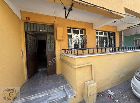 Sultanbeyli Turgut Reis'te Yalıtımlı Kiralık 2+1 Daire