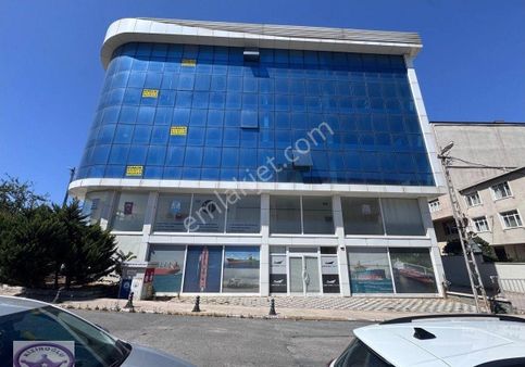 İskanlı Köşebaşı Ruhsat Prosedürüne Uygun 120m2 Mağaza Dükkan